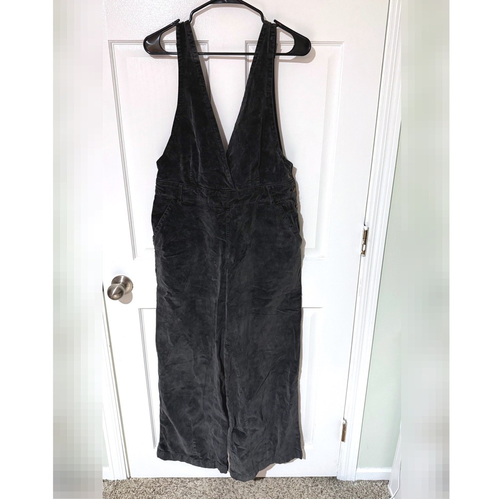 Free People Washed‎ Black Corduroy Wide Leg Overalls Jumpsuit Size 4